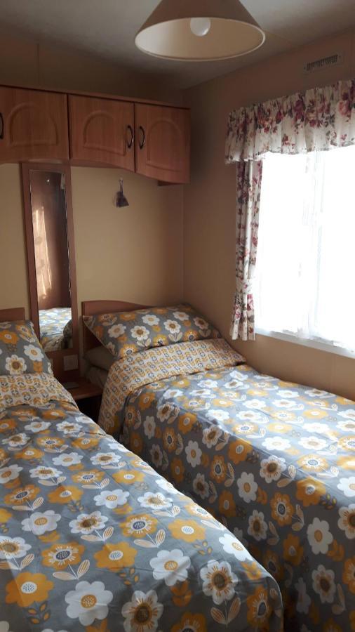 Caravan 8 Berth With Private Fishing Hotel Lincoln Buitenkant foto
