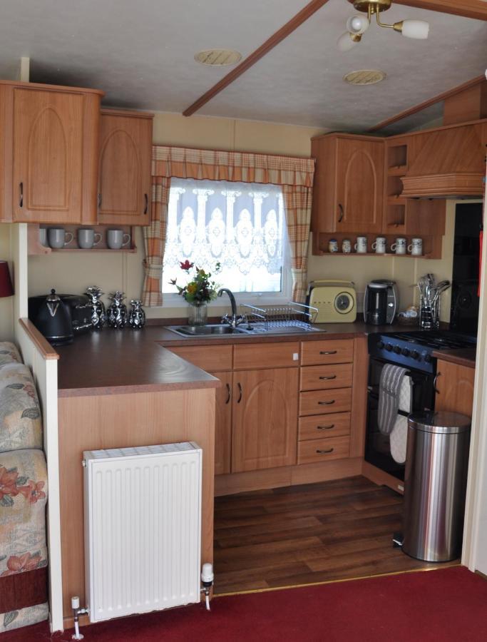 Caravan 8 Berth With Private Fishing Hotel Lincoln Buitenkant foto